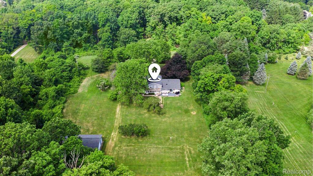 4 Bedroom Single Family Home/House's Image 46