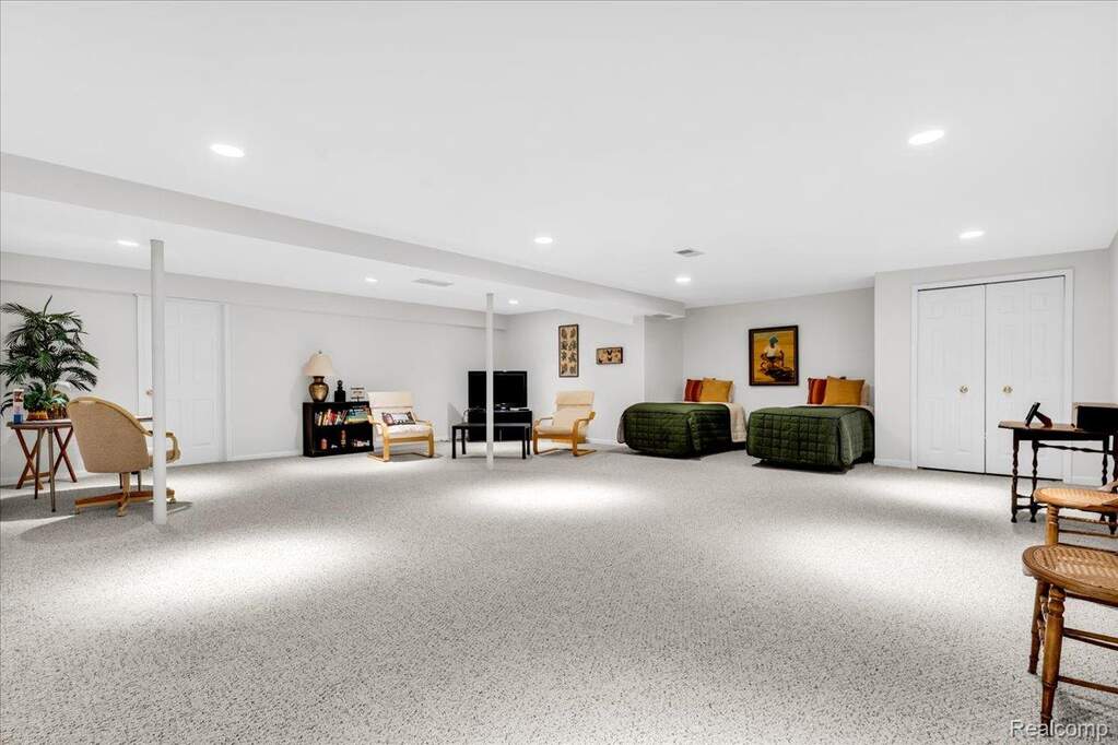 3 Bedroom Apartment/Flat's Image 29