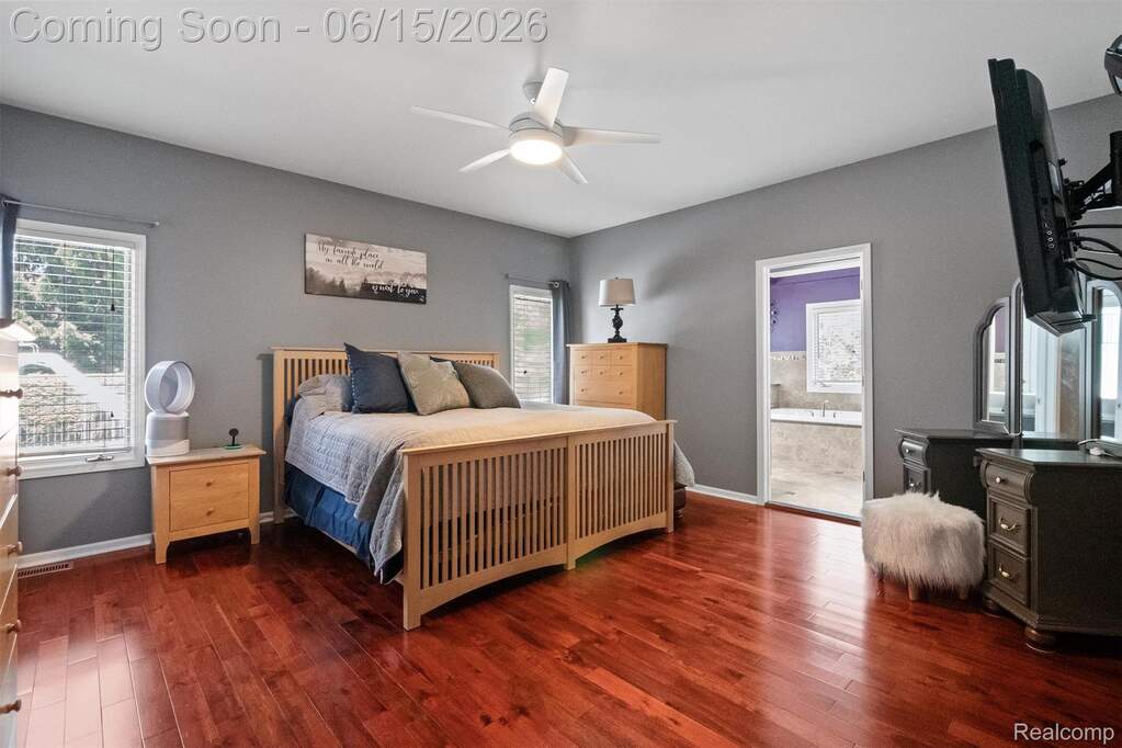 4 Bedroom Single Family Home/House's Image 18