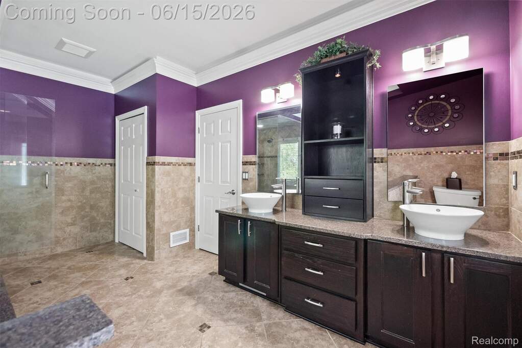 4 Bedroom Single Family Home/House's Image 21