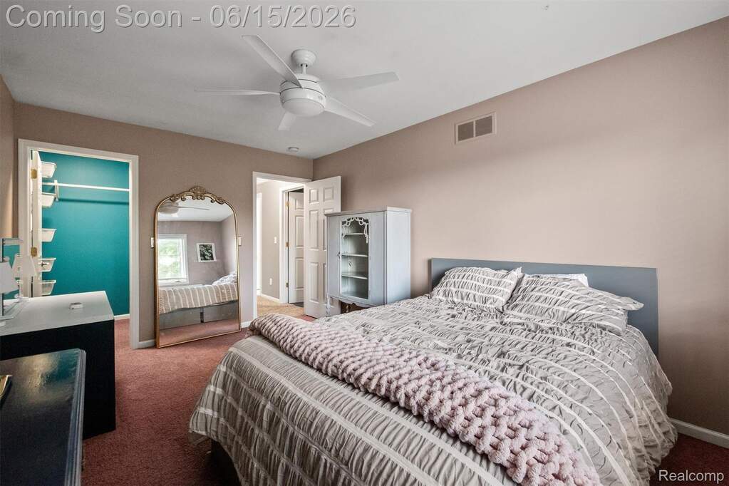 4 Bedroom Single Family Home/House's Image 23
