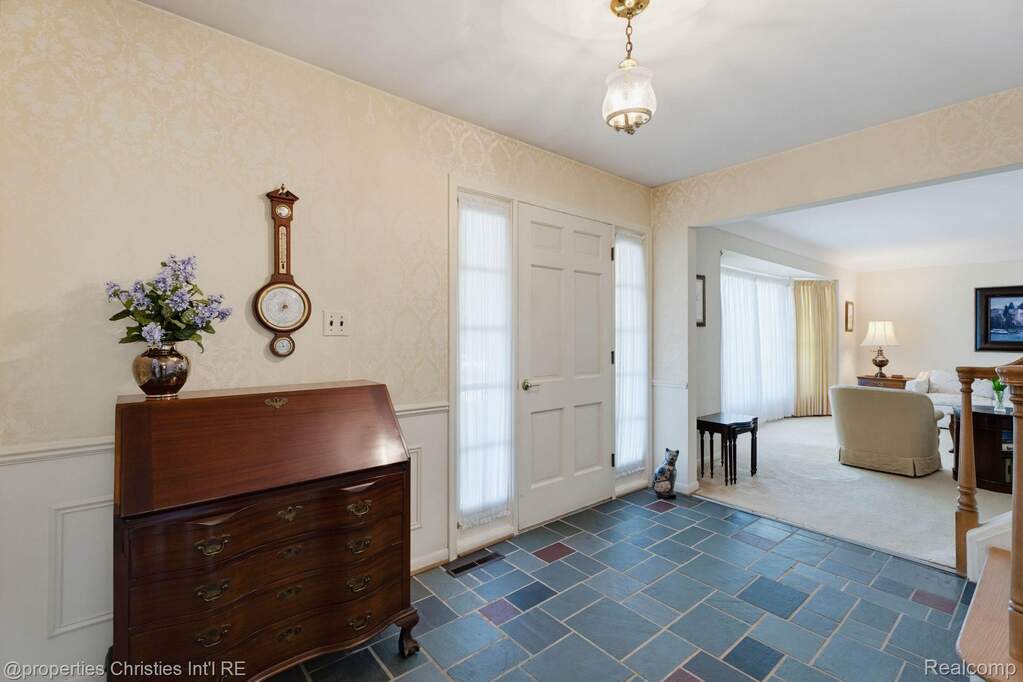 Entrance foyer