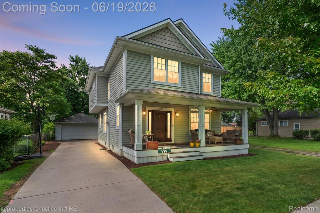 525 Broadacre-1.jpg