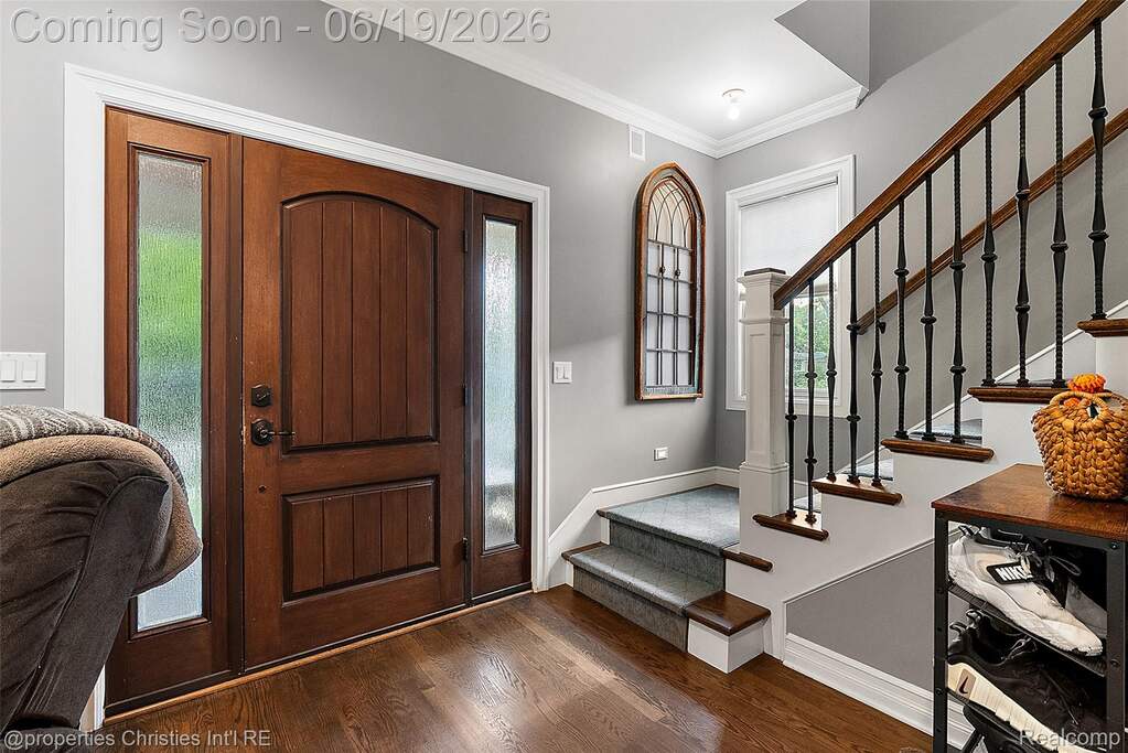 5 Bedroom Single Family Home/House's Image 14