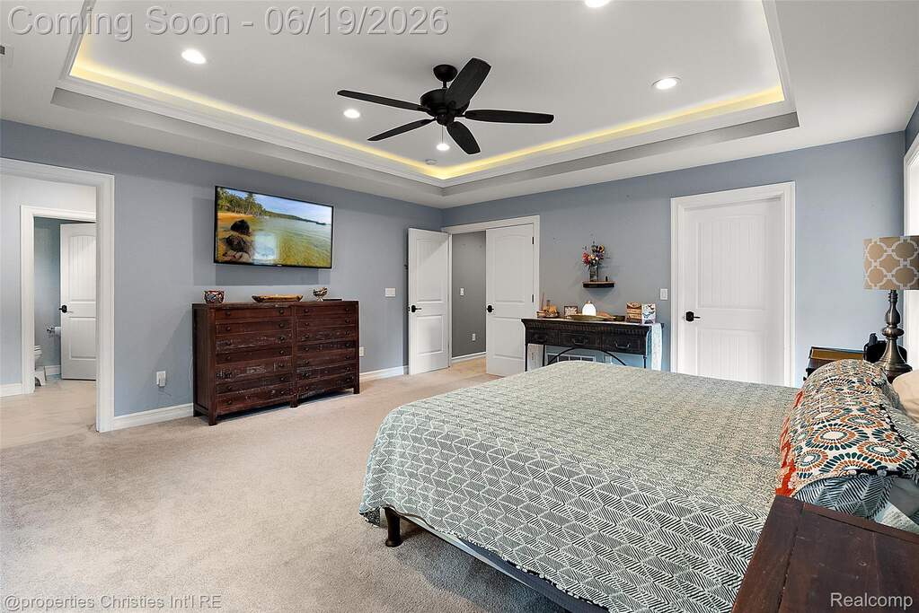 5 Bedroom Single Family Home/House's Image 30