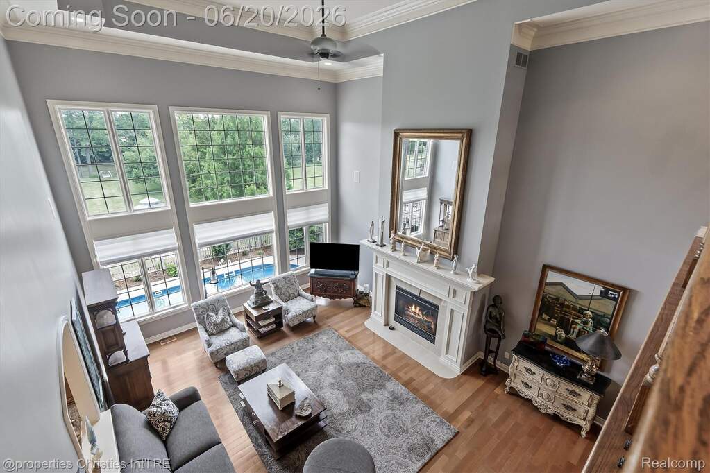 5 Bedroom Single Family Home/House's Image 21