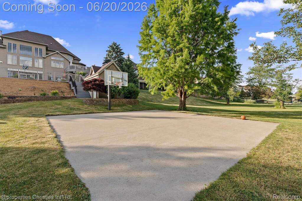 5 Bedroom Single Family Home/House's Image 52