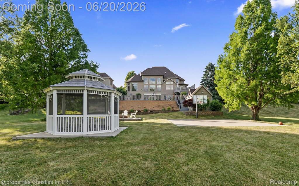 5 Bedroom Single Family Home/House's Image 53