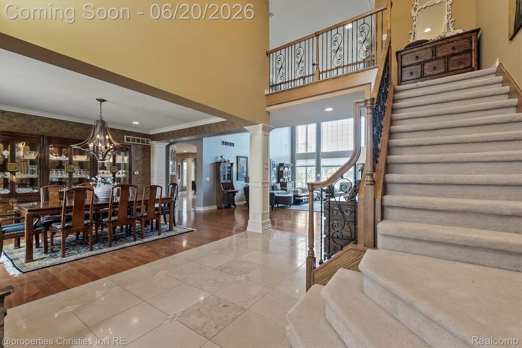 5 Bedroom Single Family Home/House's Image 6