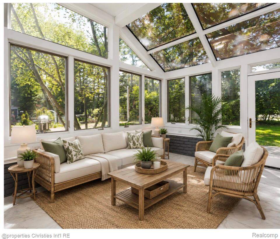 4 Bedroom Single Family Home/House's Image 15
