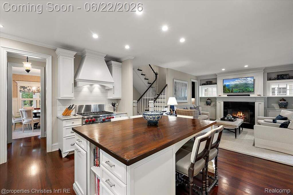 4 Bedroom Single Family Home/House's Image 12