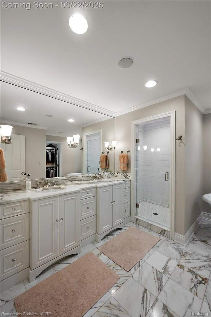 4 Bedroom Single Family Home/House's Image 28