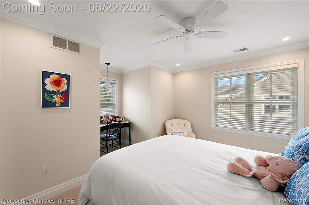 4 Bedroom Single Family Home/House's Image 31