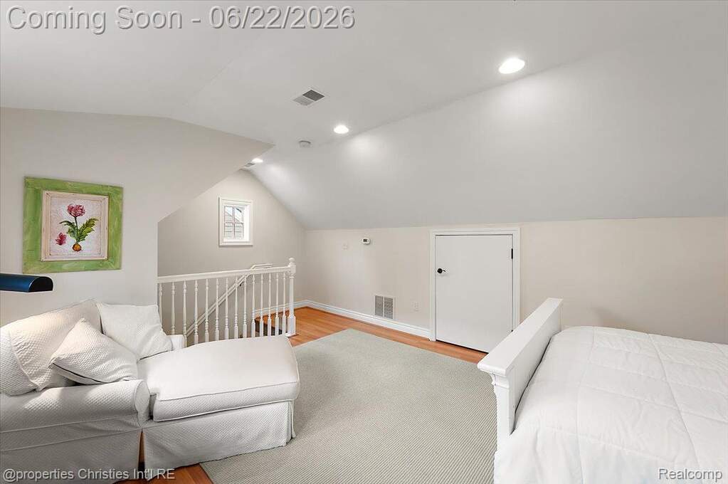 4 Bedroom Single Family Home/House's Image 43