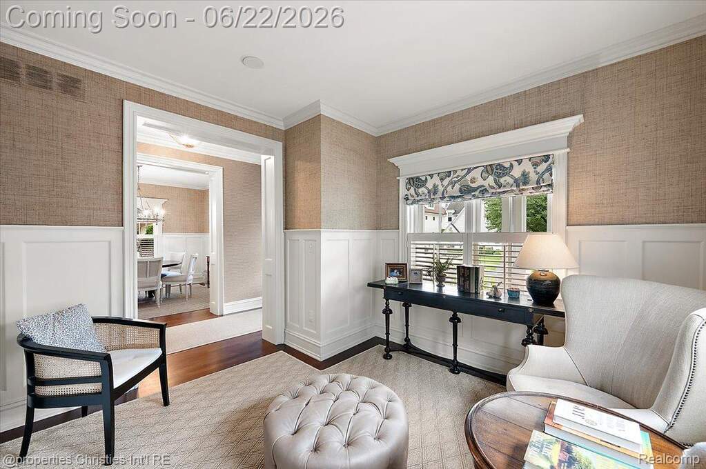 4 Bedroom Single Family Home/House's Image 4