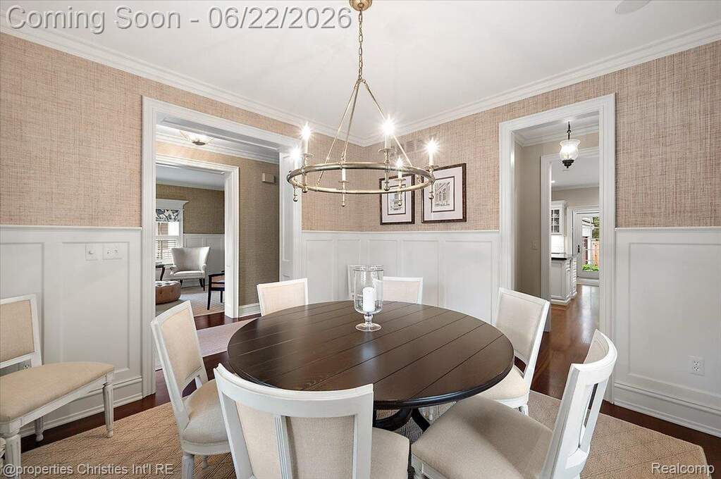 4 Bedroom Single Family Home/House's Image 6