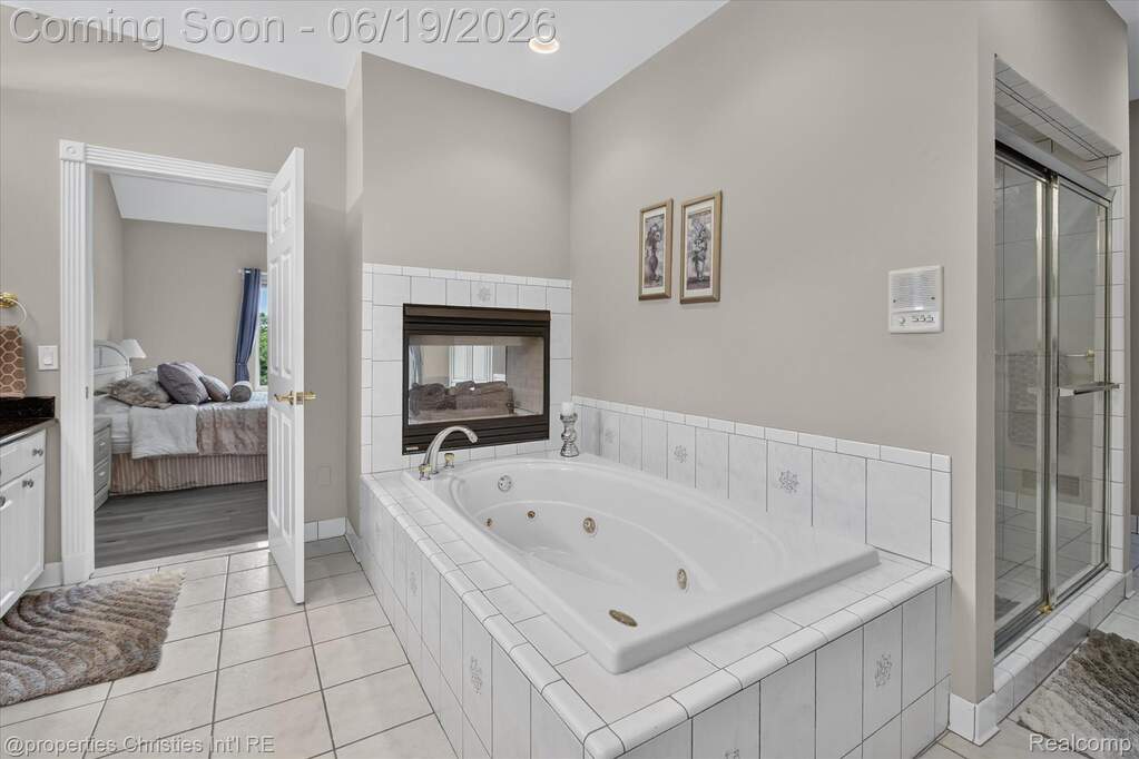 4 Bedroom Single Family Home/House's Image 28