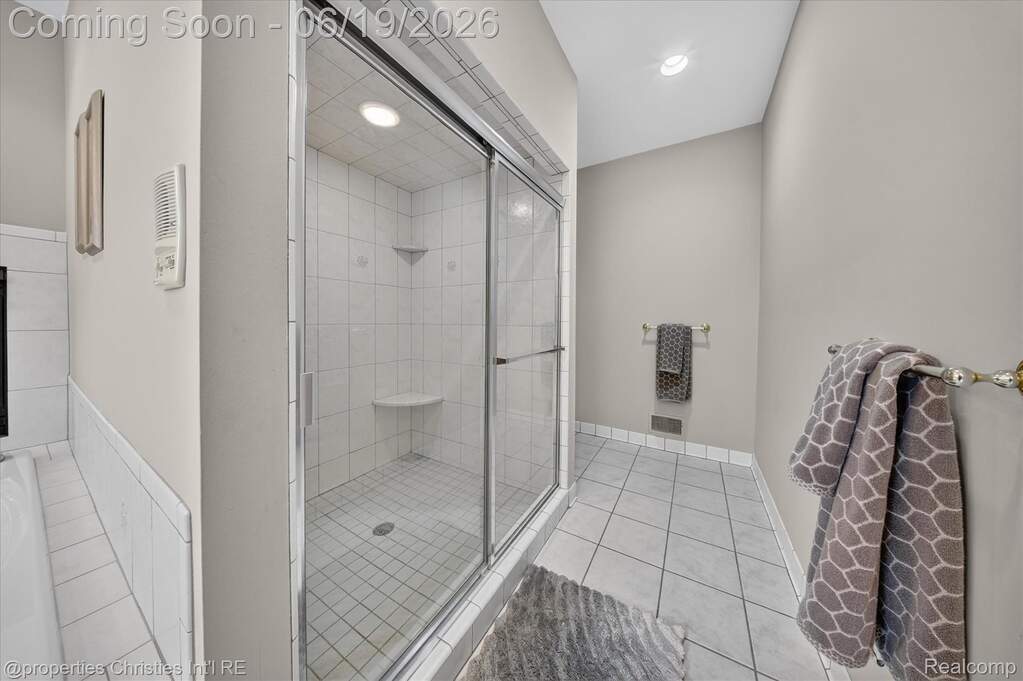 4 Bedroom Single Family Home/House's Image 29