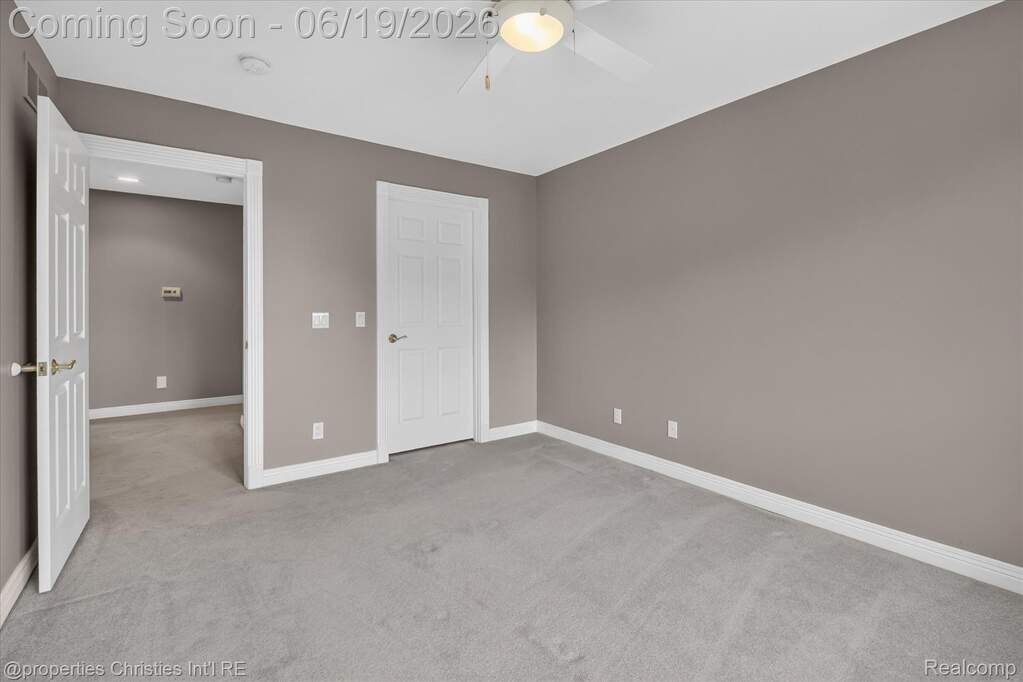 4 Bedroom Single Family Home/House's Image 40