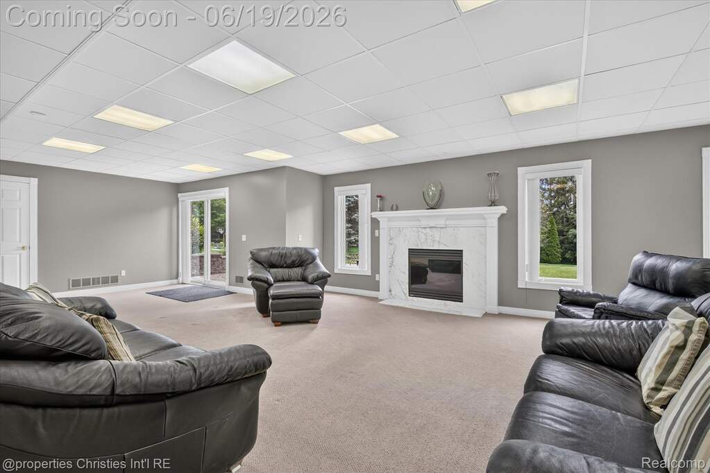 4 Bedroom Single Family Home/House's Image 47