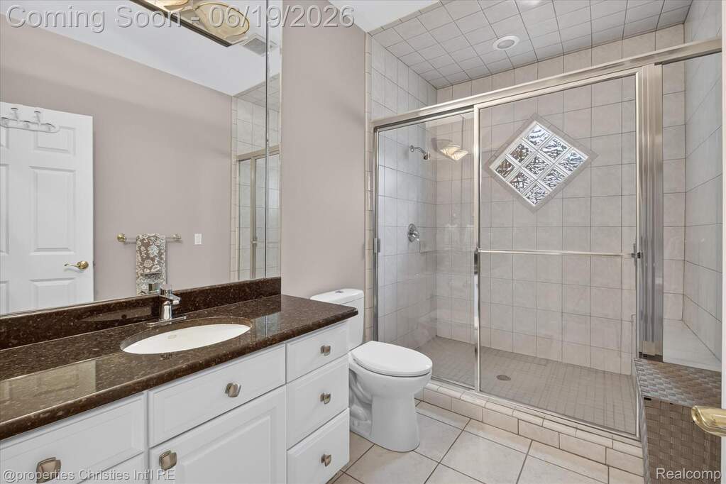 4 Bedroom Single Family Home/House's Image 59
