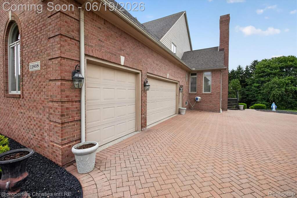 4 Bedroom Single Family Home/House's Image 66