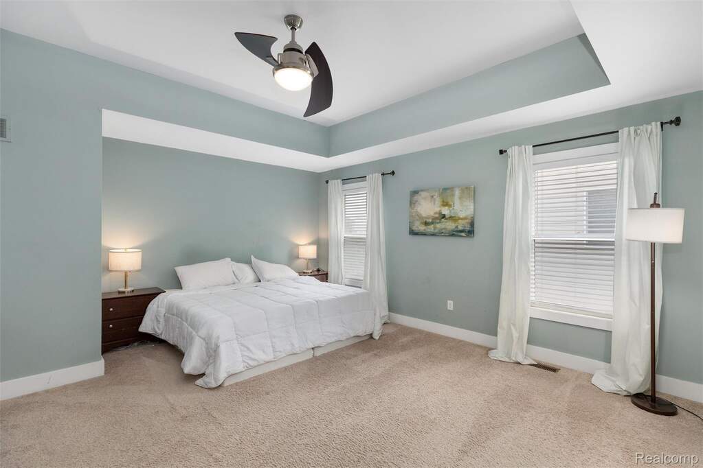4 Bedroom Single Family Home/House's Image 22