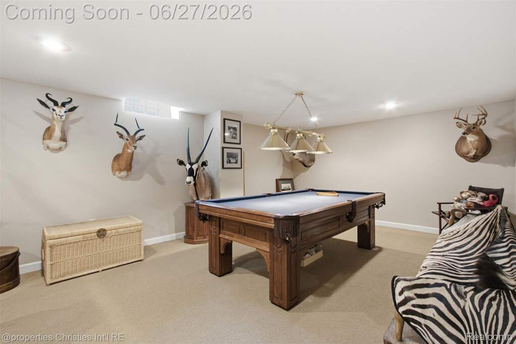 5 Bedroom Single Family Home/House's Image 33