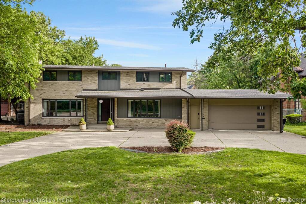 Single family home