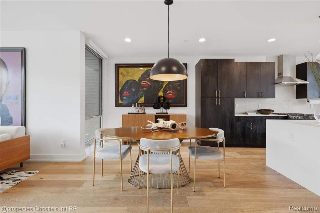 3 Bedroom Villa/Townhouse's Image 11