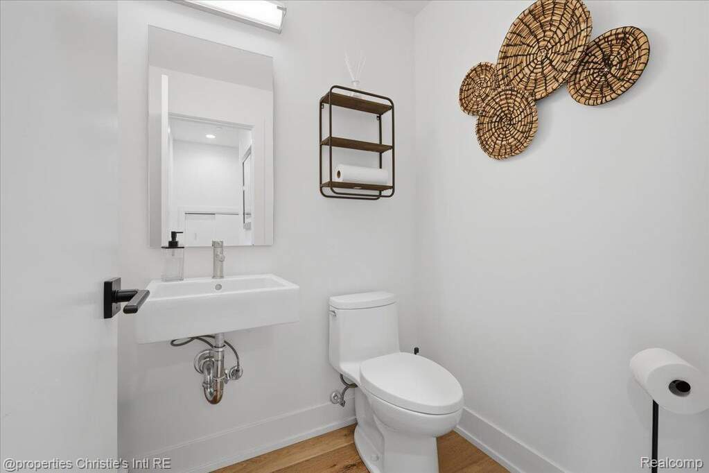 3 Bedroom Villa/Townhouse's Image 4