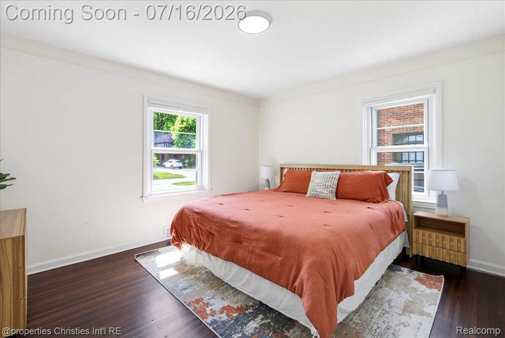 4 Bedroom Single Family Home/House's Image 15