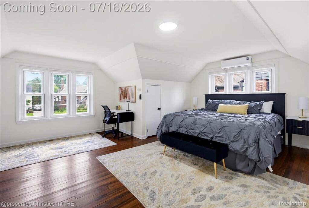 4 Bedroom Single Family Home/House's Image 26