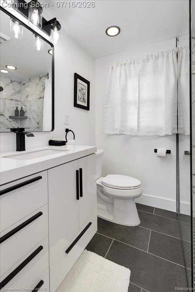 4 Bedroom Single Family Home/House's Image 29