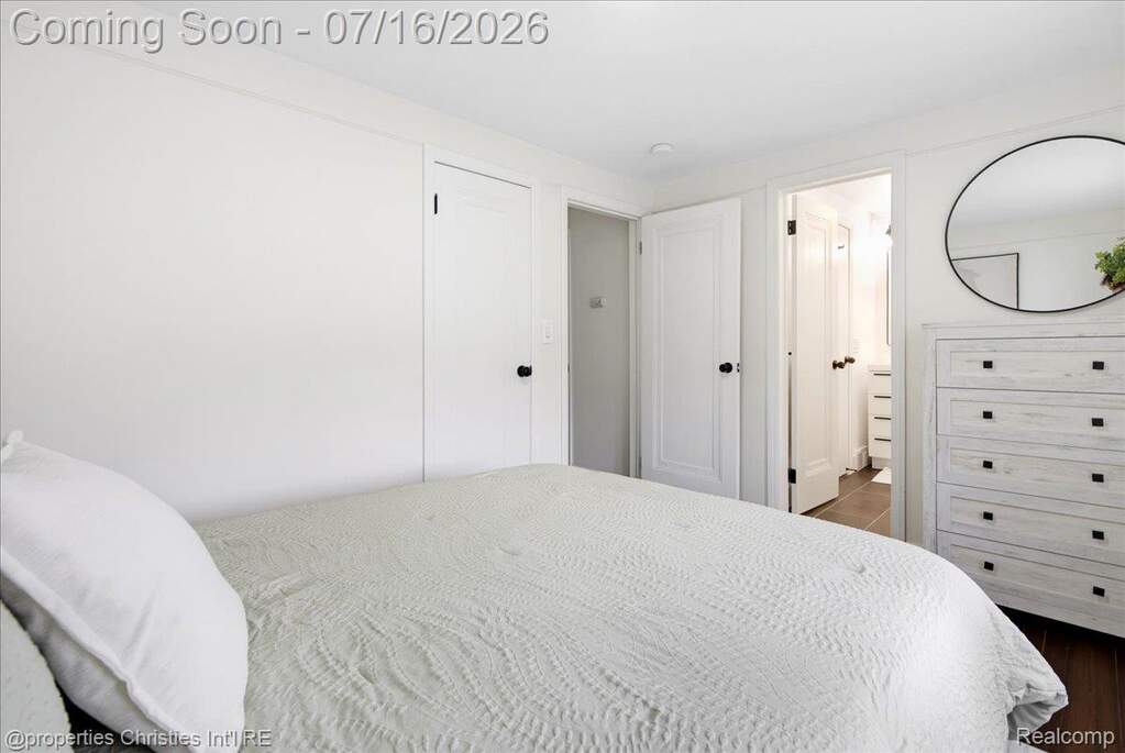 4 Bedroom Single Family Home/House's Image 33