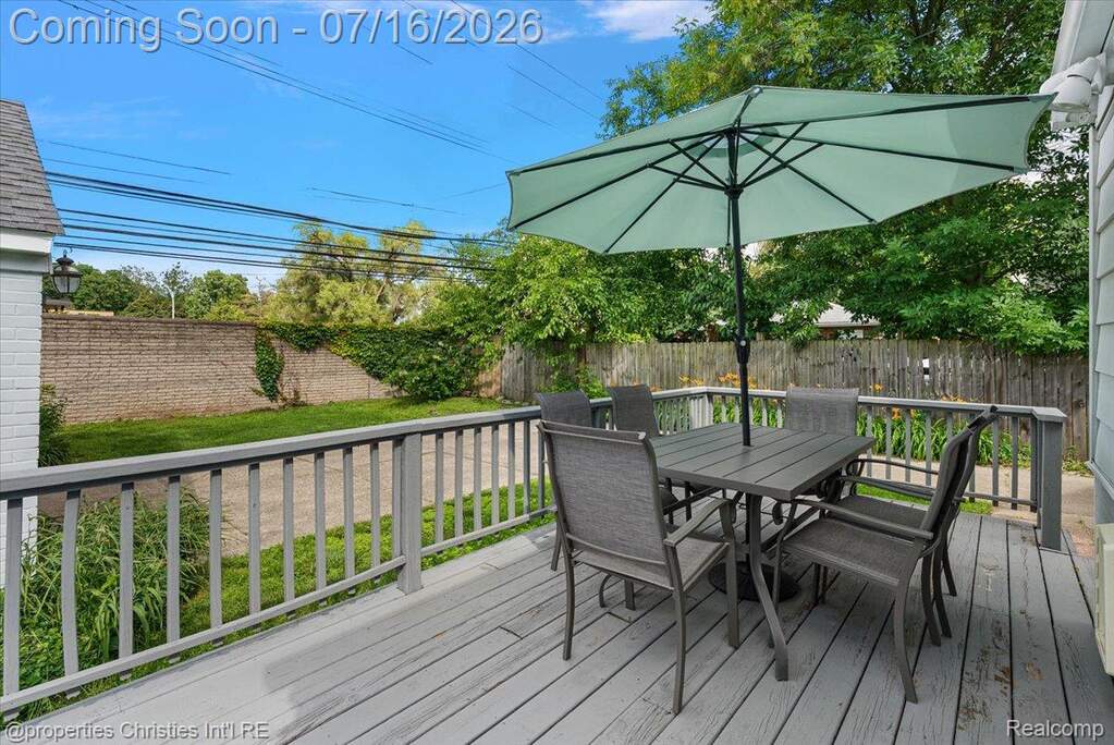 4 Bedroom Single Family Home/House's Image 43