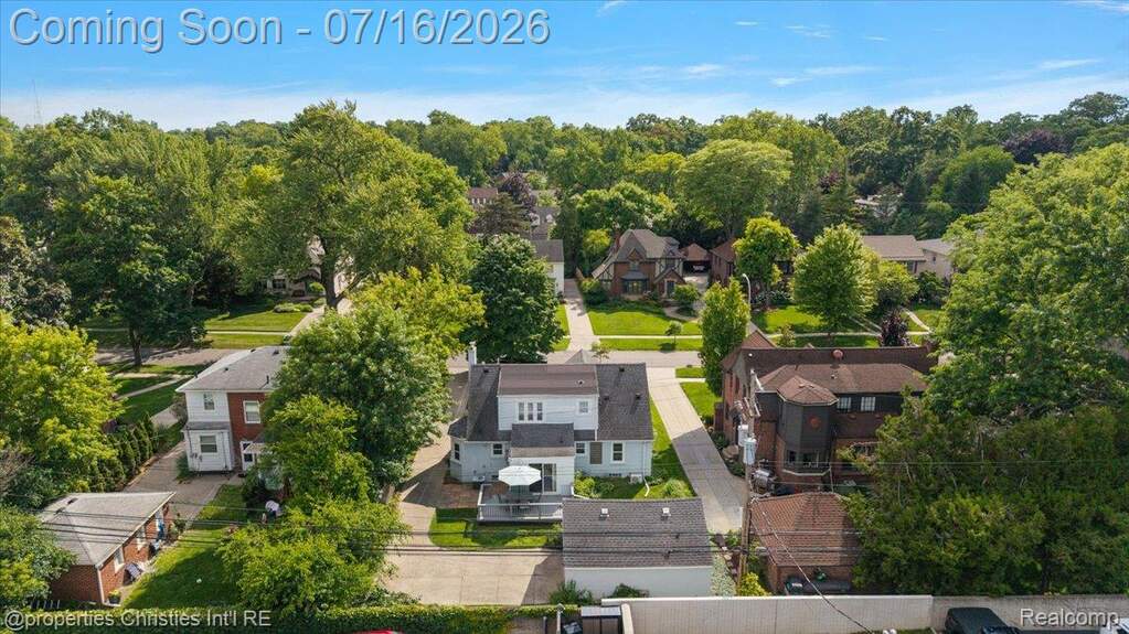 4 Bedroom Single Family Home/House's Image 3