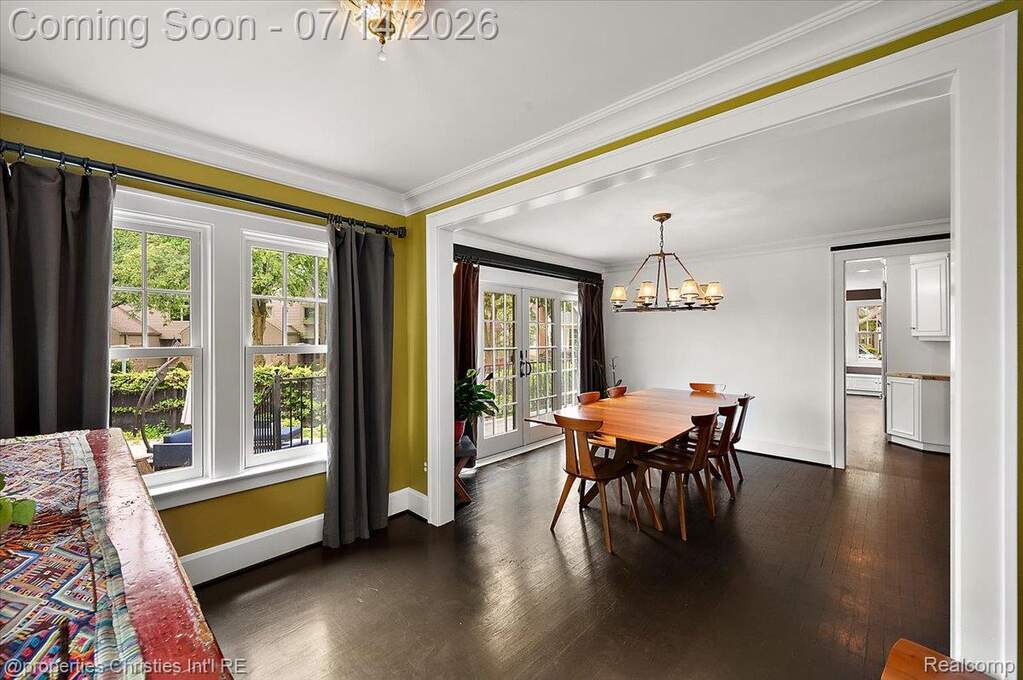 4 Bedroom Single Family Home/House's Image 14