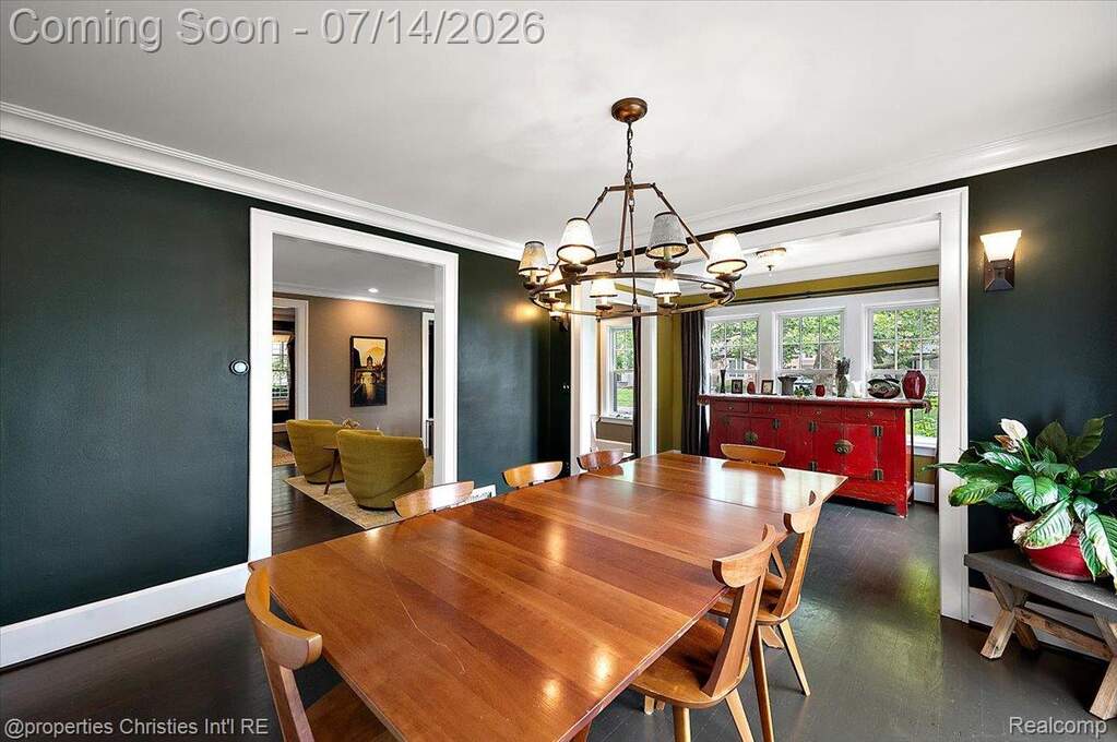 4 Bedroom Single Family Home/House's Image 16