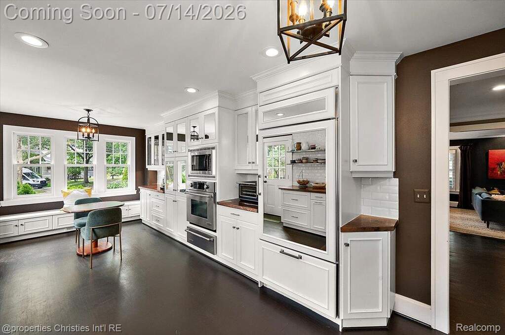 4 Bedroom Single Family Home/House's Image 18