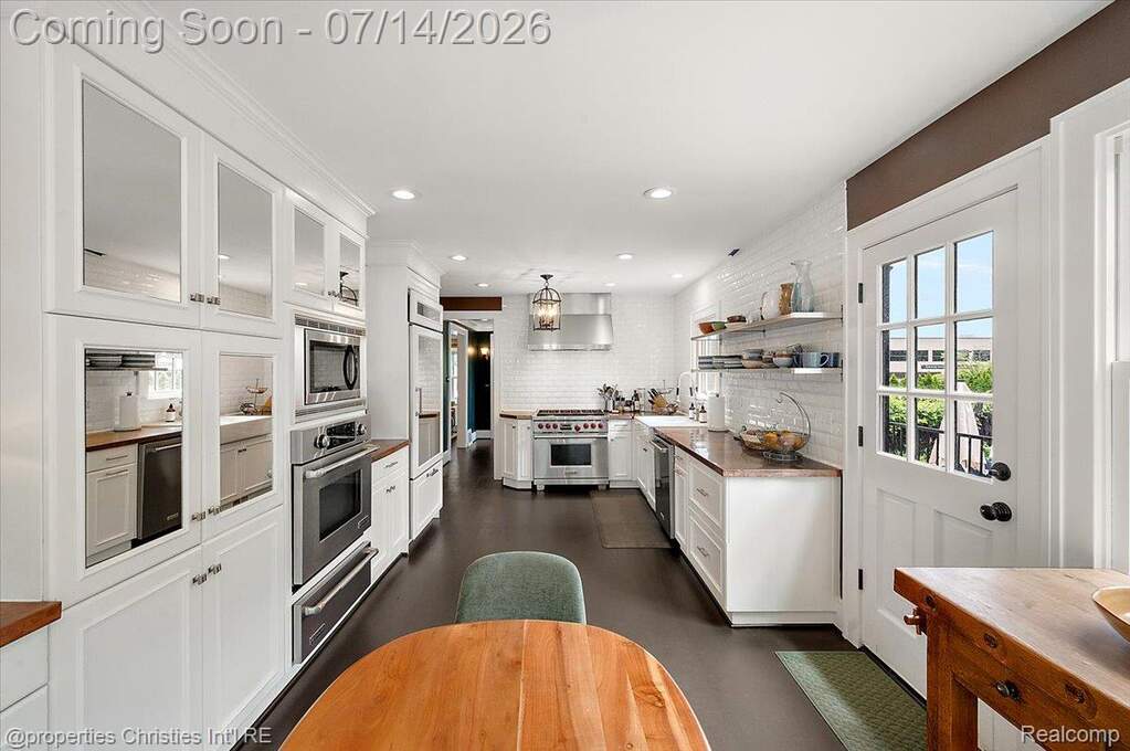 4 Bedroom Single Family Home/House's Image 22