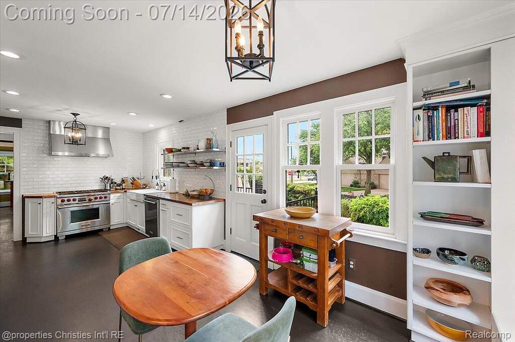 4 Bedroom Single Family Home/House's Image 23