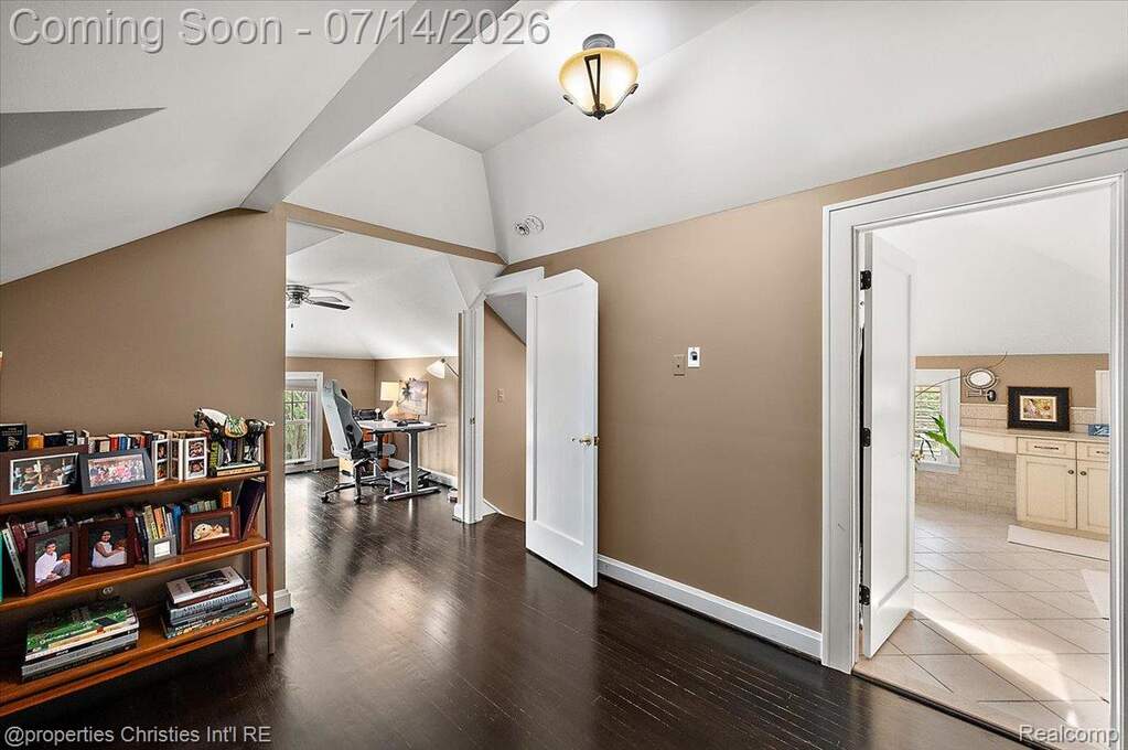4 Bedroom Single Family Home/House's Image 41
