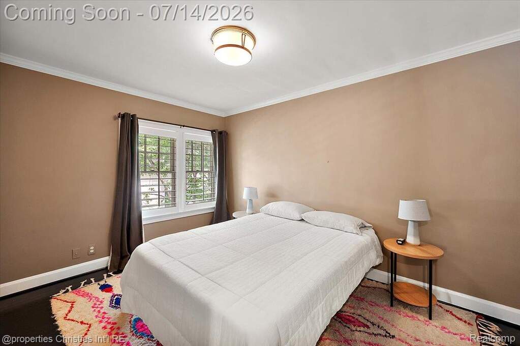 4 Bedroom Single Family Home/House's Image 57