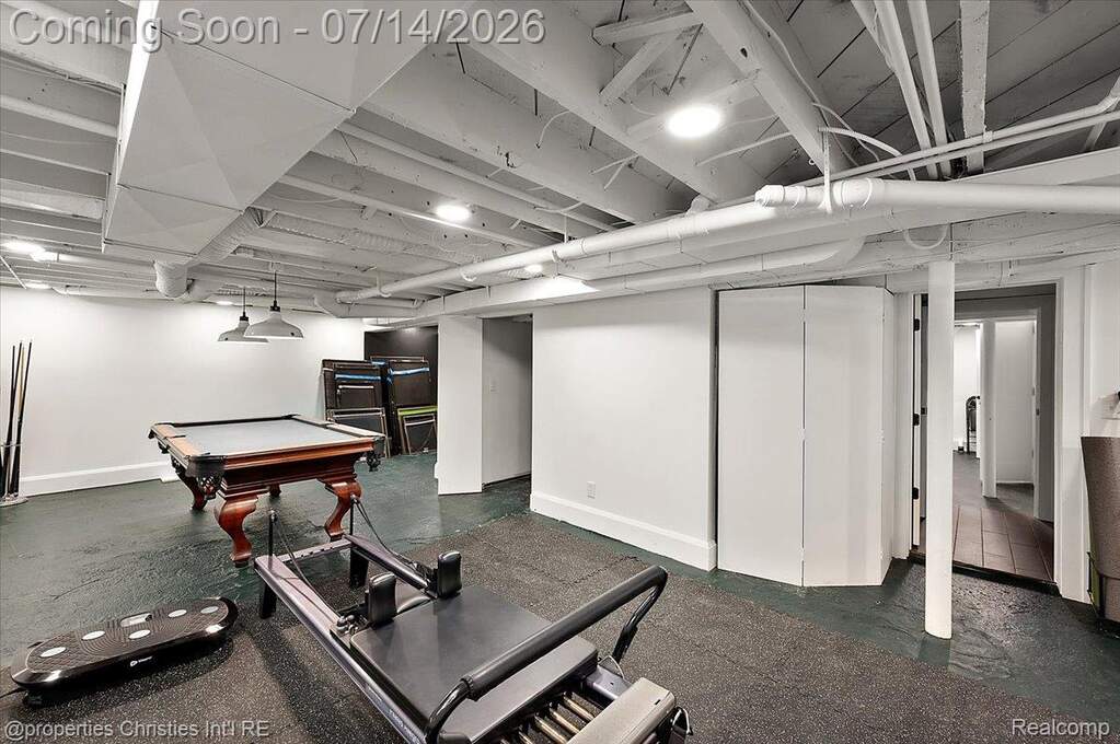 4 Bedroom Single Family Home/House's Image 61