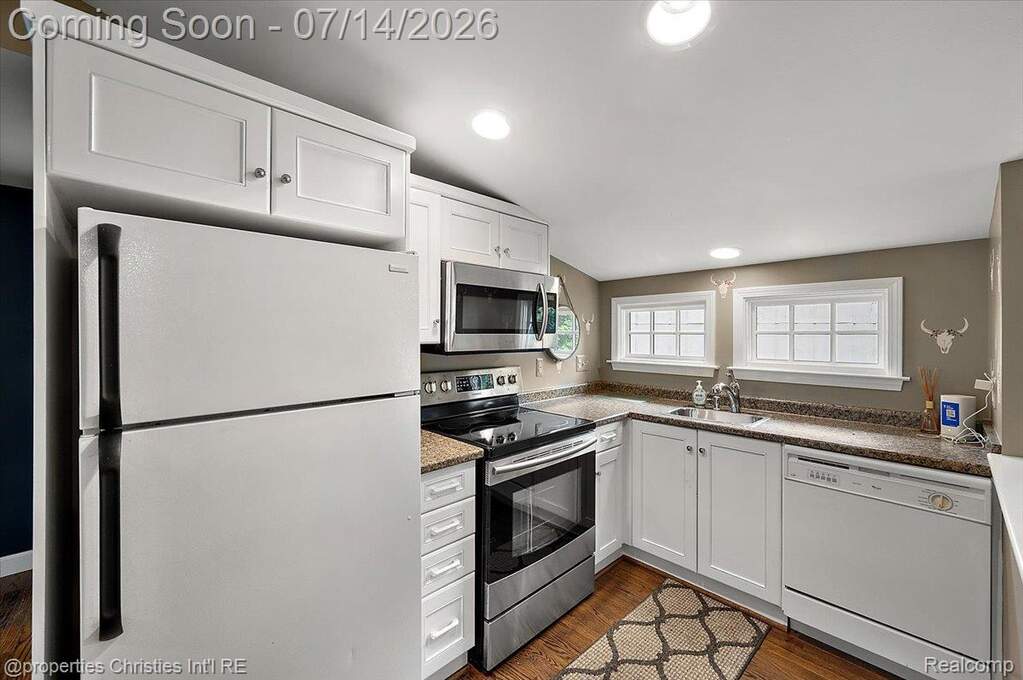 4 Bedroom Single Family Home/House's Image 65
