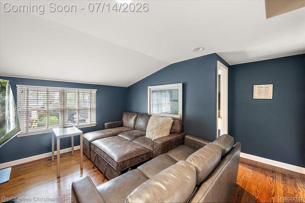 4 Bedroom Single Family Home/House's Image 70
