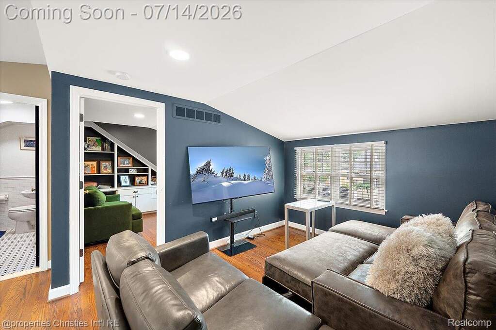4 Bedroom Single Family Home/House's Image 71
