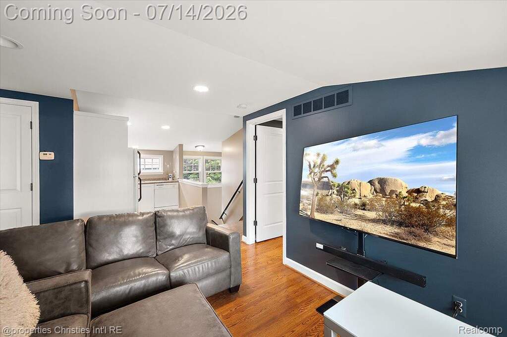 4 Bedroom Single Family Home/House's Image 73