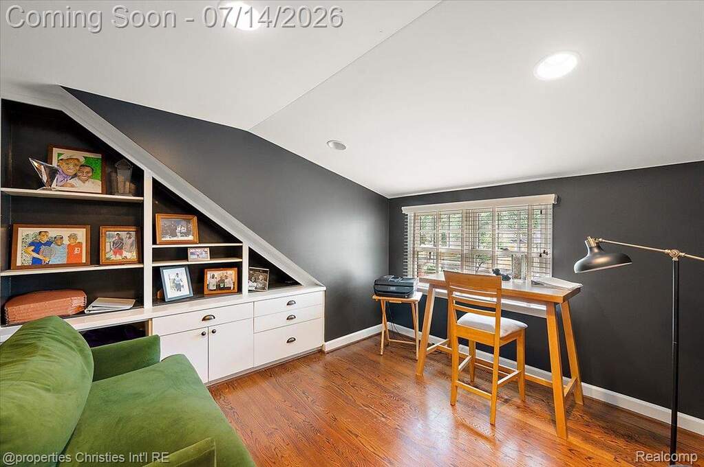 4 Bedroom Single Family Home/House's Image 74